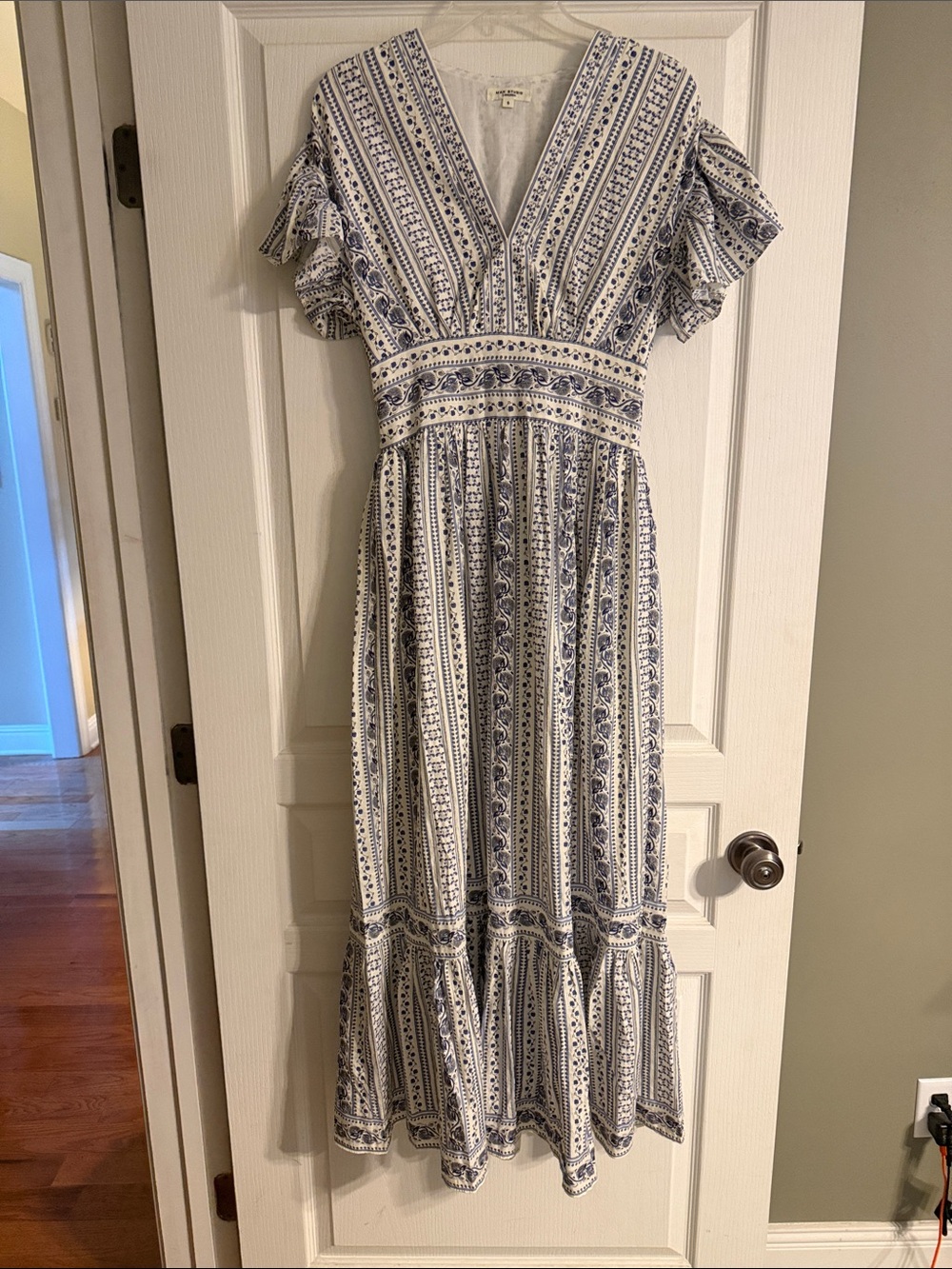 Max Studio Blue and White Printed V-Neck Maxi Dress size S